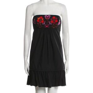 Gucci Elegant Ruffled Strapless Black Mini Dress (Size: M; IT42/US6) - Authentic